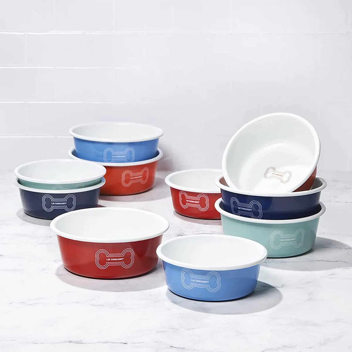 Le Creuset 6 cup Large Dog Bowl - Light Blue